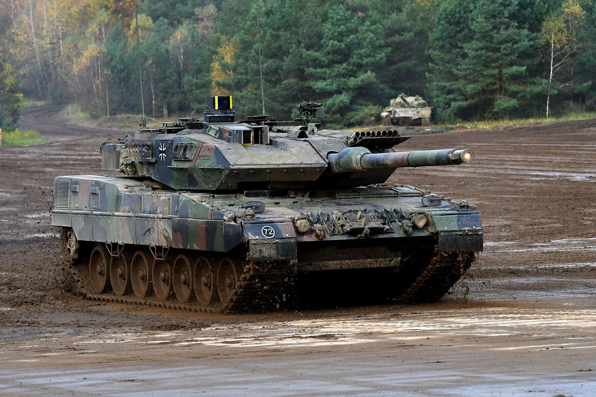Kremlini: Dërgimi i tankeve në Ukrainë nënkupton përfshirjen e drejtpërdrejtë të Perëndimit në luftë