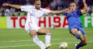 5 qendërmbrojtësit më të mirë të historisë së futbollit, Italia me 3 të tillë në listë