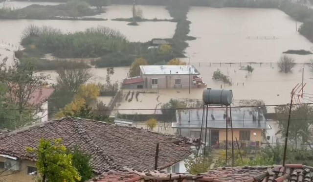 Situata në Shkodër/ Bie lehtë sipërfaqa e përmbytur, prezencë uji në 15 banesa