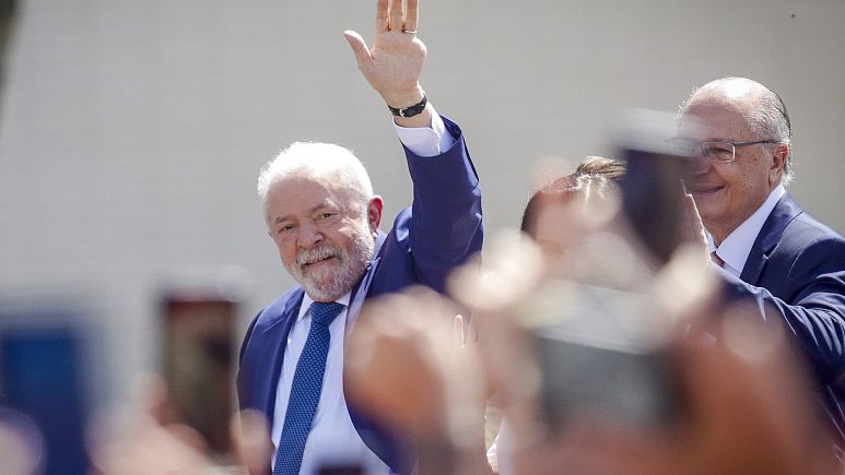 Luiz Inácio Lula da Silva betohet si president i Brazilit