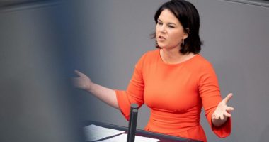 Ministrja gjermane thirrje perëndimit: Ne po luftojmë kundër Rusisë dhe jo mes nesh