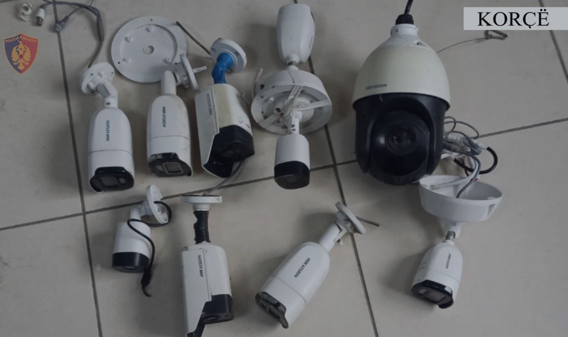 Policia në aksion, hiqen 39 kamera ‘spiune’ në Korçë dhe Pogradec