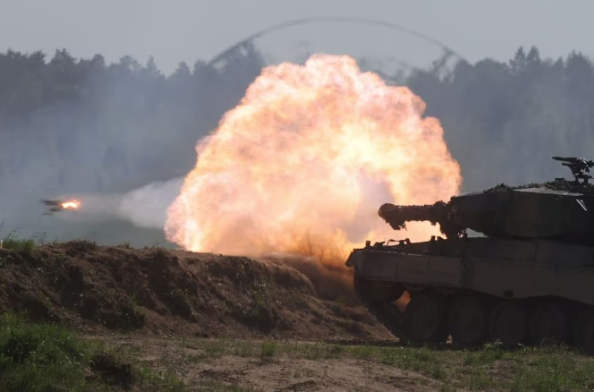 Tanket “Leopard” do të dërgohen në Kiev, Gjermania autorizon Poloninë për dërgesën