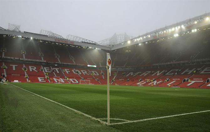 Njeriu më i pasur i Anglisë dëshiron të blejë Manchester United