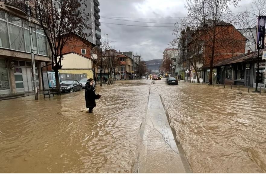 Moti i keq në Kosovë, përmbytje në disa komuna
