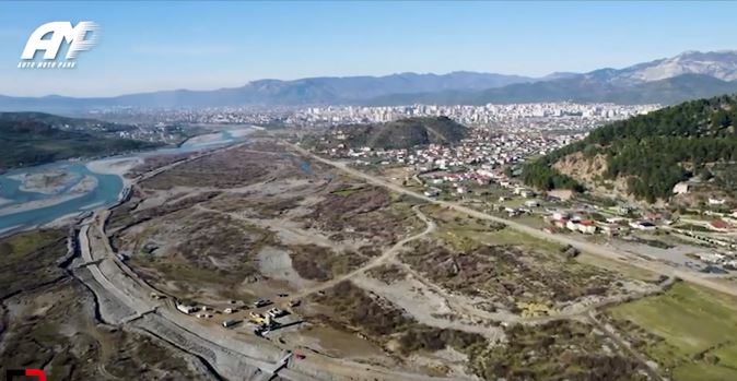 VIDEO/ “Do të zhvillohen larmi aktivitetesh automobilistike”, Rama nis ditën me punimet nga Auto Moto Park-u i parë shqiptar