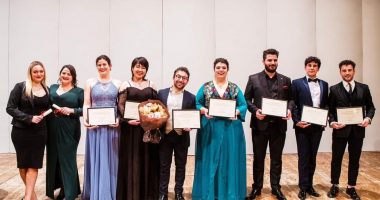 Mes shumë konkurrentëve lirik, këngëtari shqiptar shpallet fitues në Itali