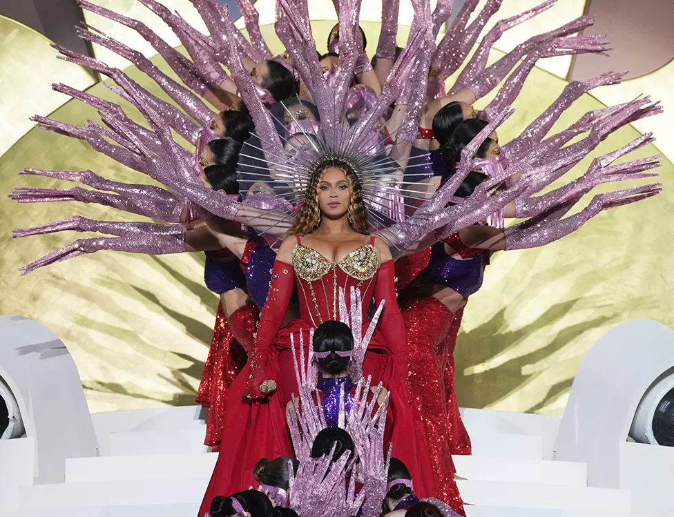 Ishte shkëputur prej 5 vitesh nga performancat live, Beyonce rikthehet në skenë