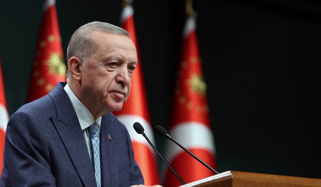 Erdogan: Ata që janë përgjegjës për vdekjet pas tërmeteve do të mbajnë përgjegjësi