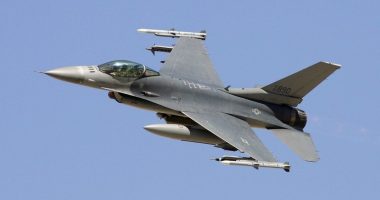 Rumania ngre në ajër avionët luftarakë F-16 pasi zbuluan 5 objektiva ajrore pranë kufirit me Ukrainën