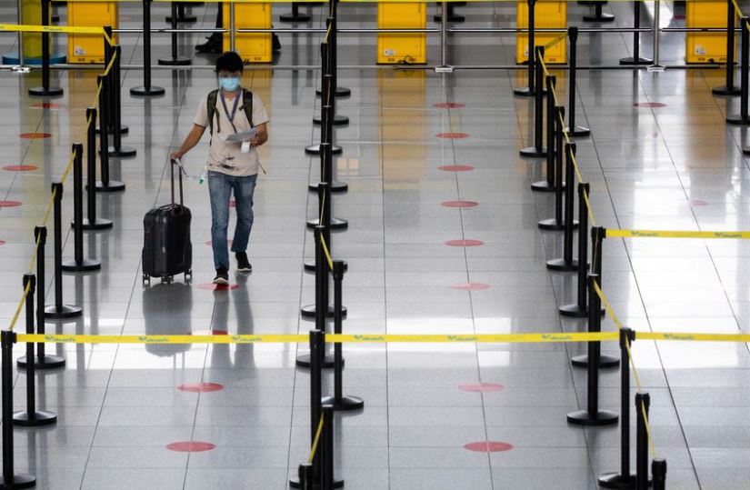 Kaos në aeroportin e Filipineve, mijëra udhëtarë anulojnë fluturimet