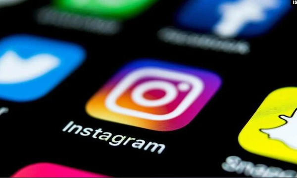 Si të shikoni Instagram Story në mënyrë anonime?