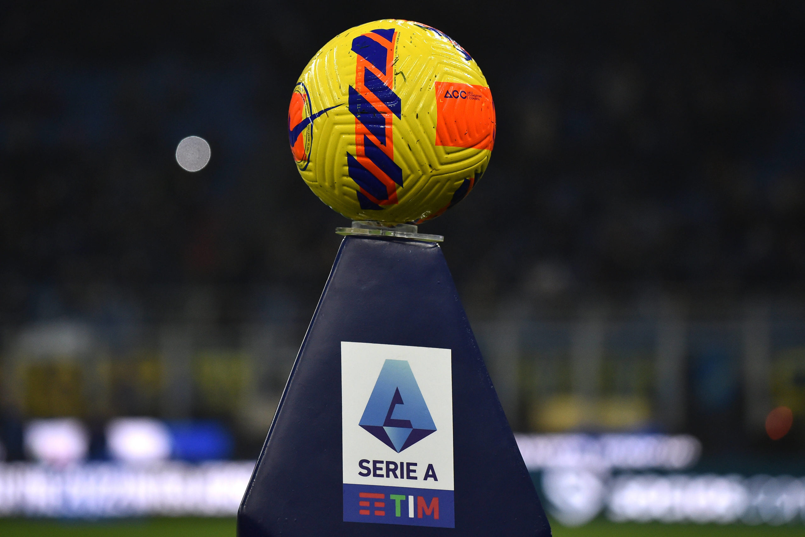 Një tjetër klub i Serie A shkarkon trajnerin