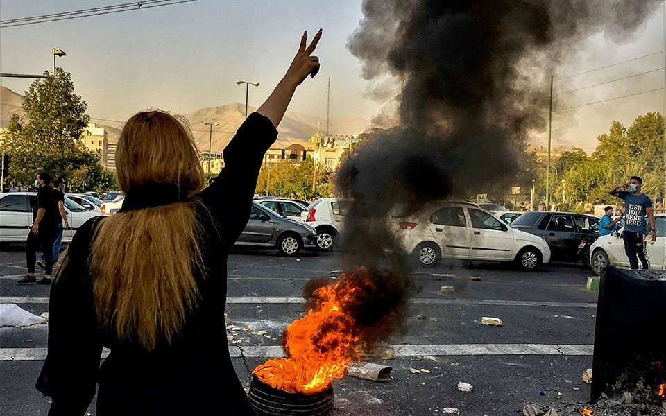 Mbi 500 të vdekur që nga fillimi i protestave në Iran