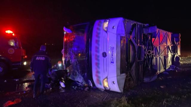 Përmbyset autobusi në Turqi, 5 të vdekur dhe 22 të plagosur