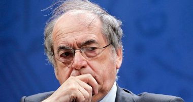 Presidenti i Federatës Franceze të Futbollit me “shpatulla pas murit”, komiteti kërkon mbledhje