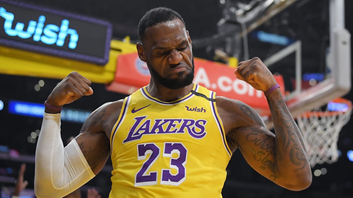 Natë magjike për LeBron James: “Mbreti” vazhdon të thyejë rekorde, por Lakers nuk fiton ndaj Clippers