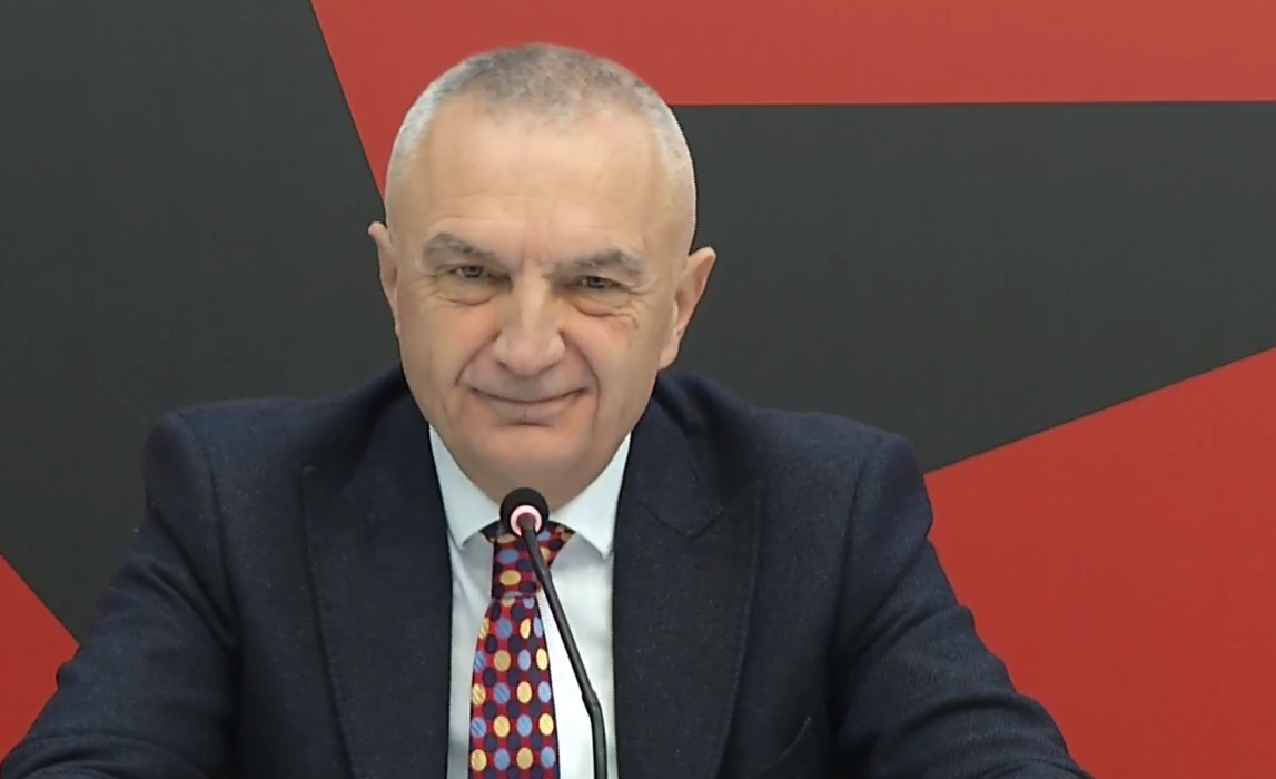 Berisha në sallë, Meta në KQZ/ Ndërsa nisi interpelanca, Partia e Lirisë nxitoi të regjistrohej