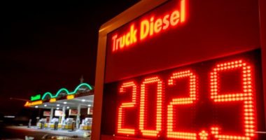 A do të rrisë çmimet globale të karburantit ndalimi i Evropës për naftën ruse?