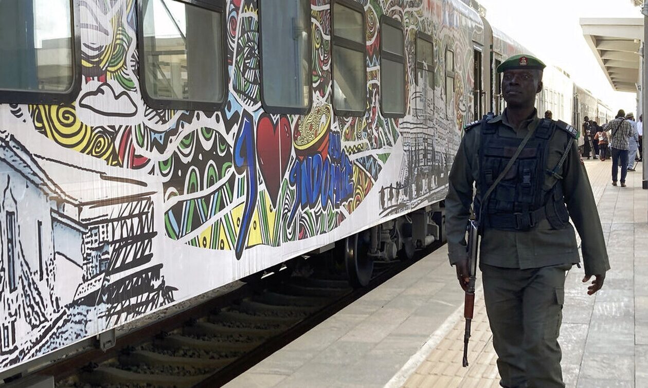 Po prisnin trenin, më shumë se 30 persona rrëmbehen në Nigeri