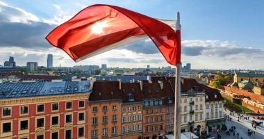 Polonia miraton ligjin e ri për të qetësuar BE-në dhe për të liruar fondet