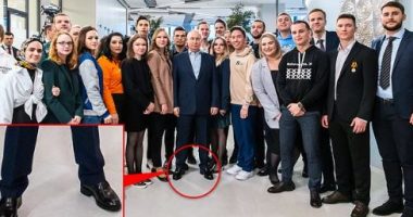 Putin i fiksuar pas gjatësisë, vesh taka të larta për të takuar studentët, fotot bëjnë xhiron e rrjetit
