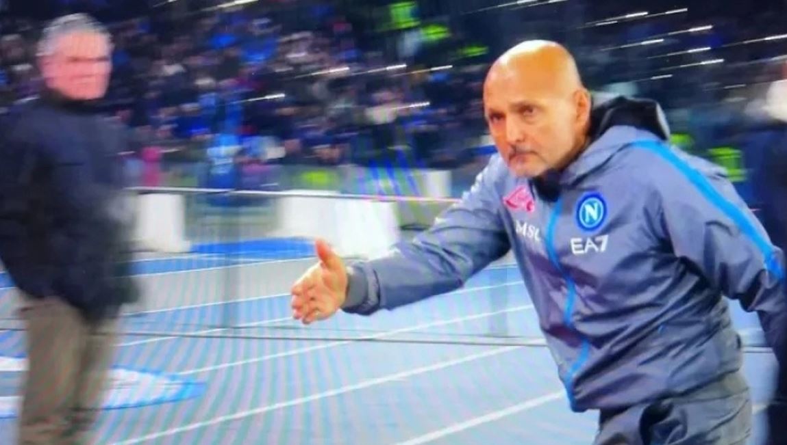 VIDEO/ U turpërua nga Napoli: Allegri ikën me shpejtësi nga fusha, Spalletti e ndjek nga pas me nxitim