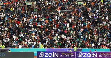 Kaos jashtë stadiumit në Irak, turma e tifozëve shkakton të plagosur dhe humbje jete