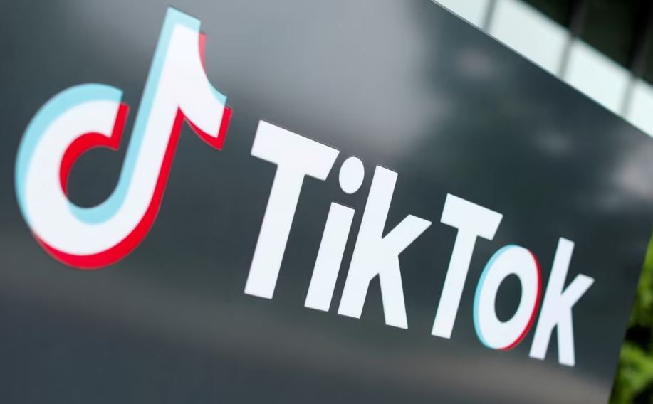 Rritet lista e vendeve që bllokojnë TikTok-un në SHBA