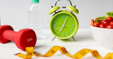 Katër gjëra që duhet të bëni çdo ditë për të humbur peshë