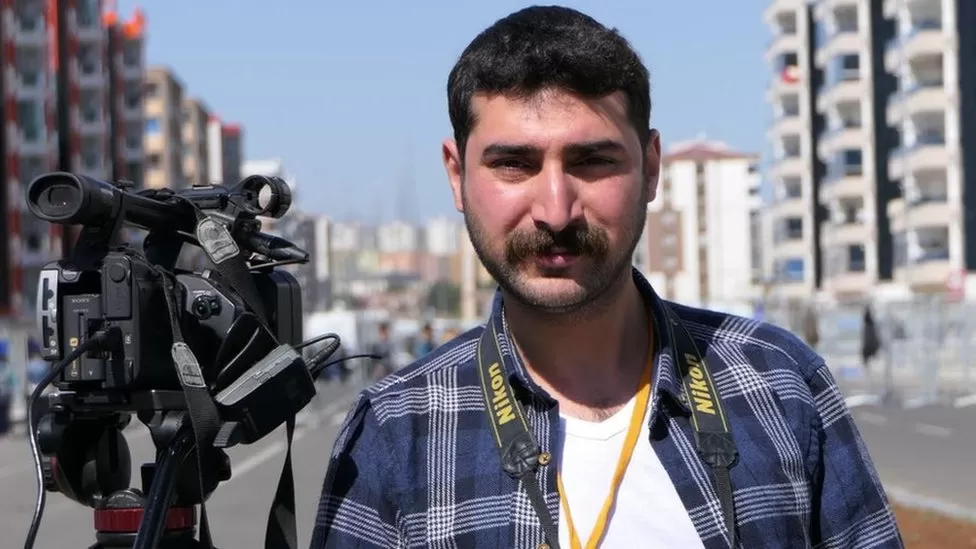“Nuk i ndalja dot lotët”, raportuan pas tërmetit, gazetarët turq nën hetim për dezinformim