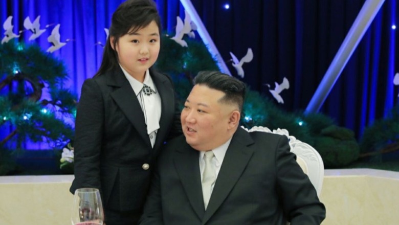 Kim Jong Un shfaqet për herë të parë me vajzën, mesazhi i fshehtë që përcjell