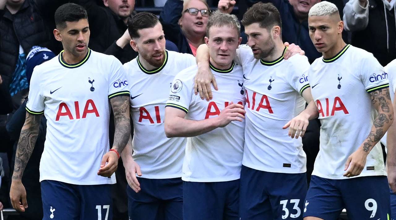 Tottenham “pushton” Londrën, mposht Chelsea dhe “blindon” zonën Champions