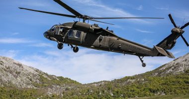 Skuadrilja e helikopterëve të Marinës së SHBA përfundon stërvitjen e rrallë në Shqipëri