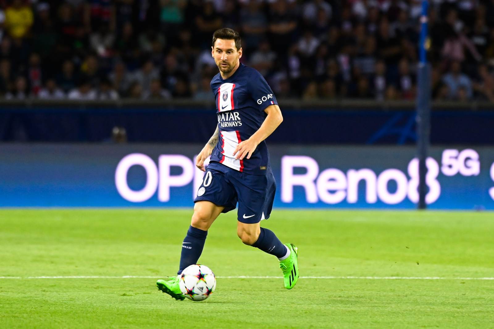 Messi shkon në kuotën e 700 golave për klube