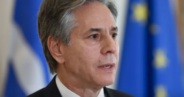 Blinken në Athinë: Ankaraja të ndalë kërcënimet