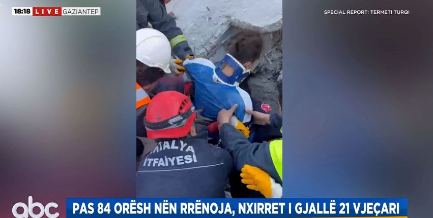 ABC News në Gaziantep/ Nxirret i gjallë 21-vjeçari, qëndroi 84 orë nën rrënoja