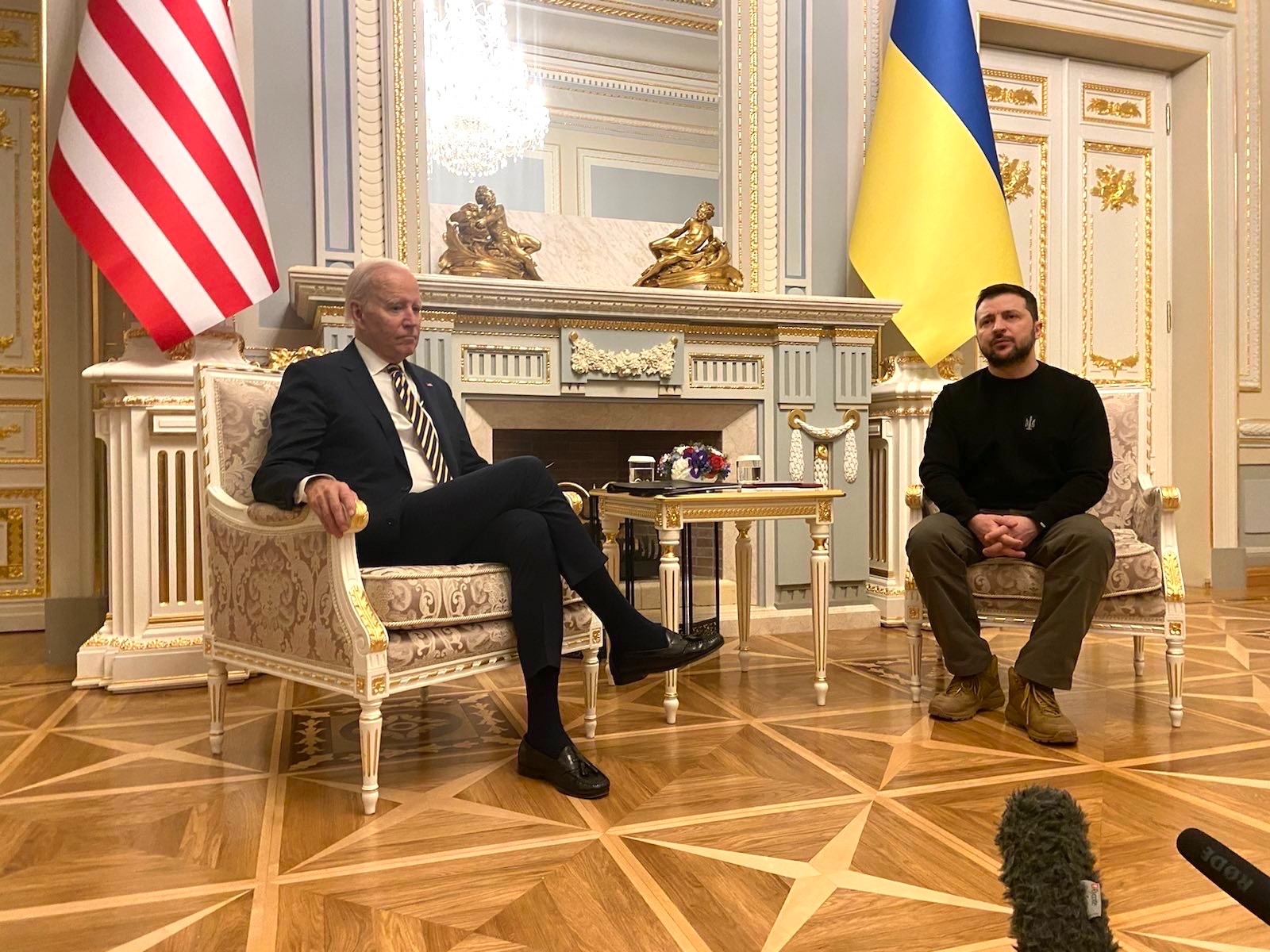 Vizita historike e Biden në Ukrainë, Zelensky: Faleminderit! Ju jemi mirënjohës