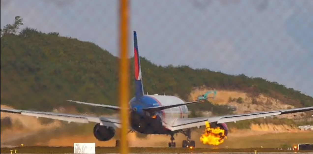 VIDEO/ Motorri merr flakë, avioni bën ulje emergjente