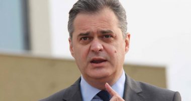 Njeriu i pasuruar prej plehrave!