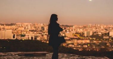 Pse jeni ende beqar? Ndoshta ka të bëjë me mikrobet që jetojnë në trupin tuaj