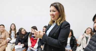 Shtohen dozat e tjera të vaksinës ndaj HPV, Manastirliu: Rritet ndërgjegjësimi tek vajzat dhe prindërit