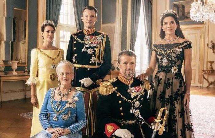 Mbretëresha e Danimarkës në gjendje të rënduar shëndetësore, pritet të kryejë operacion