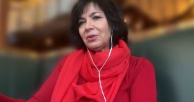 I humbi unaza para 4 vitesh, këngëtarja shqiptare tregon historinë prekëse: Si ma ktheu gruaja që e gjeti