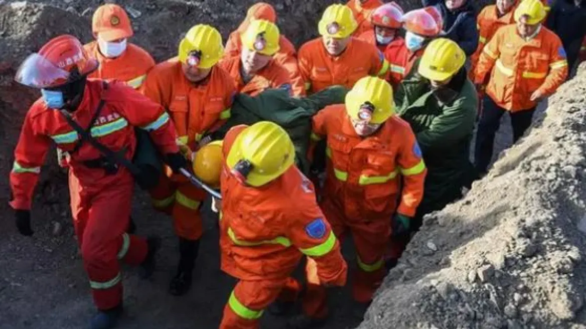 Shembet miniera në Kinë, mbi 50 persona janë bllokuar