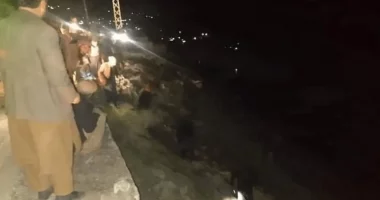 Tragjedi në Pakistan, autobuzi bie nga shkëmbi, humbën jetën 25 persona