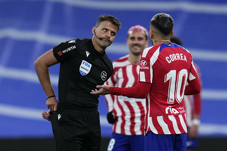 La Liga për rekord: Plot 96 kartona të kuq në sezonin 2022/23, në Premier League vetëm 16