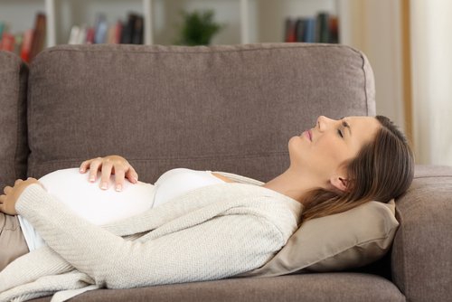 Çfarë është sindroma HELLP në shtatzëni dhe cilat janë simptomat e saj
