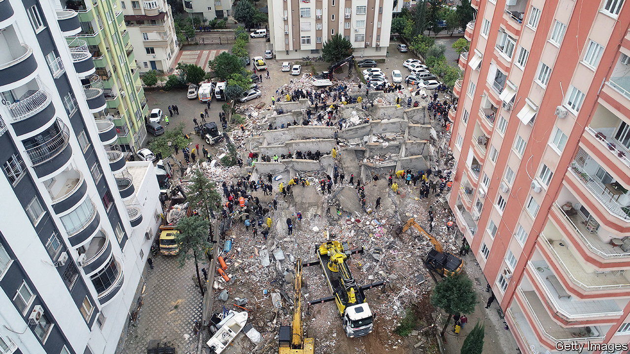 Tërmetet e Turqisë tregojnë shtrirjen vdekjeprurëse të mashtrimeve të ndërtimit