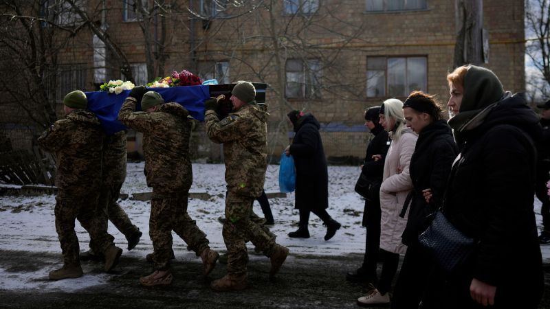 Beteja në Bakhmut, NATO: Rusia ka humbur 5 herë më shumë ushtarë se Ukraina